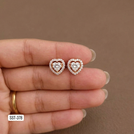 SST 378 | HEART SPARKLING STUD EARRINGS