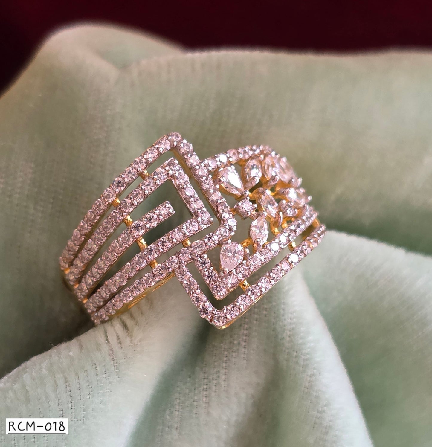 RCM 018 | RING