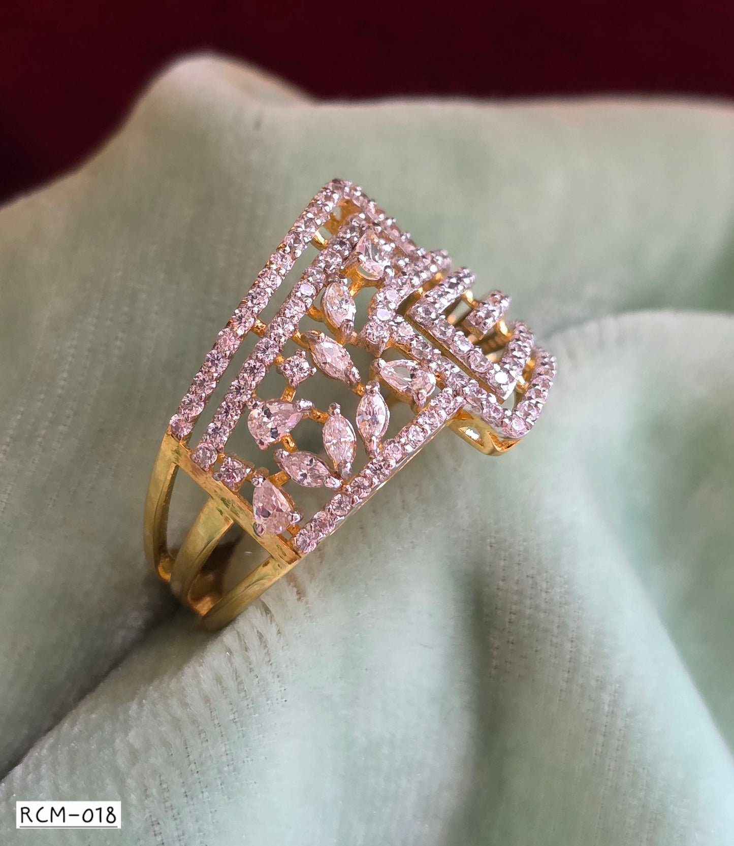 RCM 018 | RING