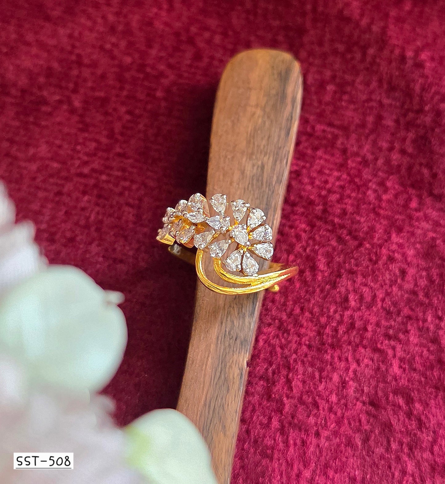 SST 508 | BRILLIANT BLOOM RING