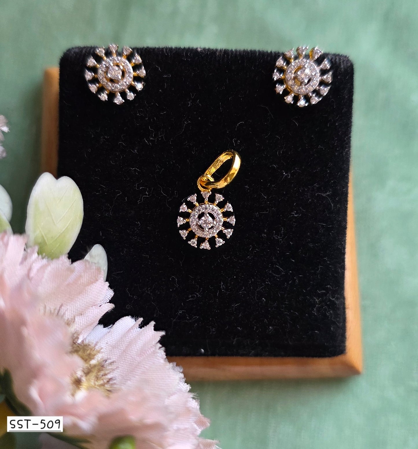 SST 509 | RADIANT STAR JEWELRY SET