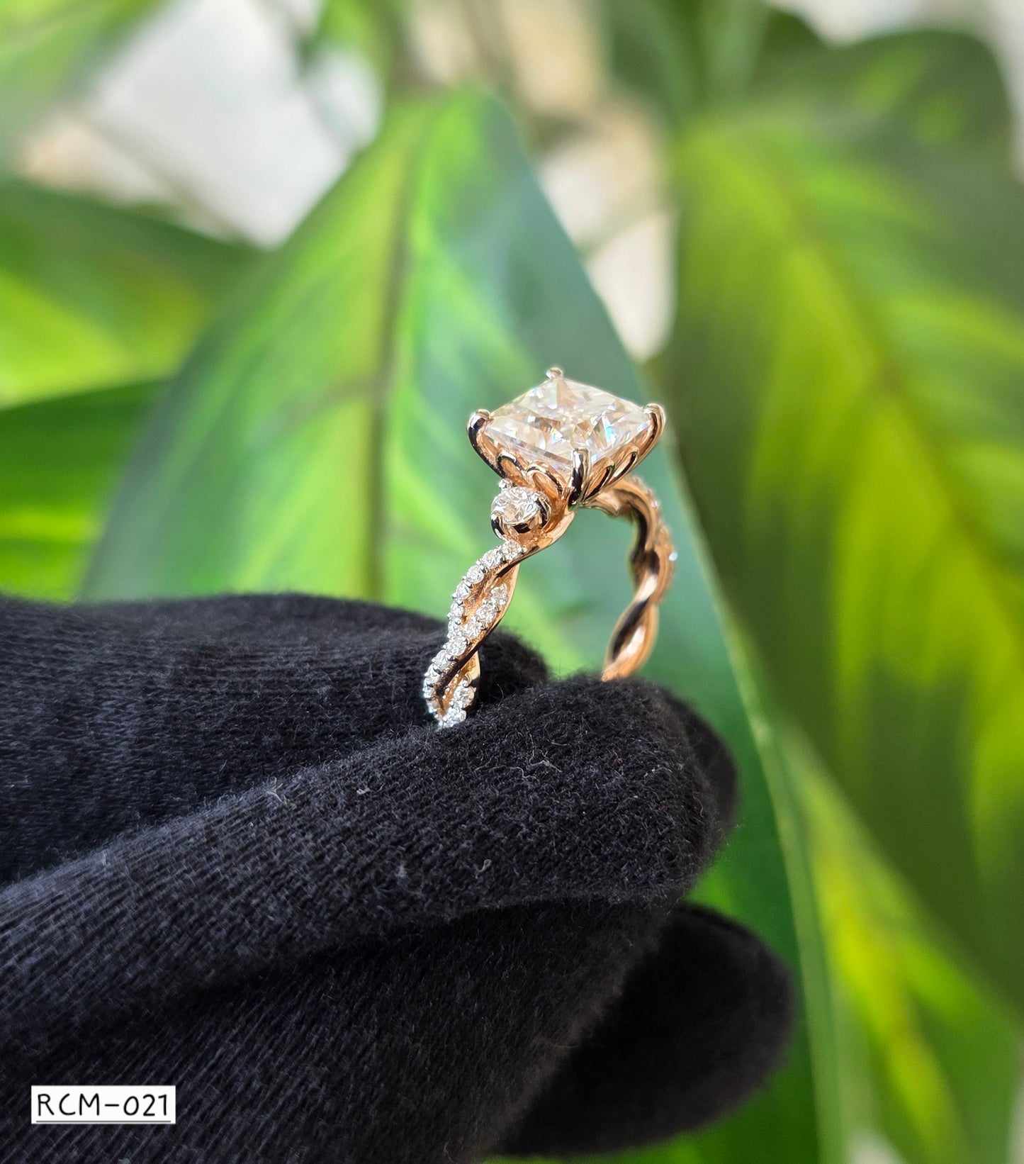 RCM 021 | Certified Moissanite Ring | 925 Silver