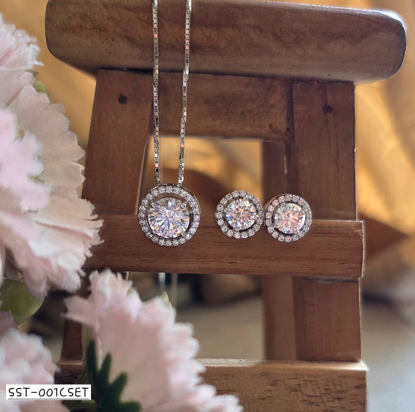 SST 001C SET | SPARKLING ELEGANCE PENDANT CHAIN AND EARRINGS SET