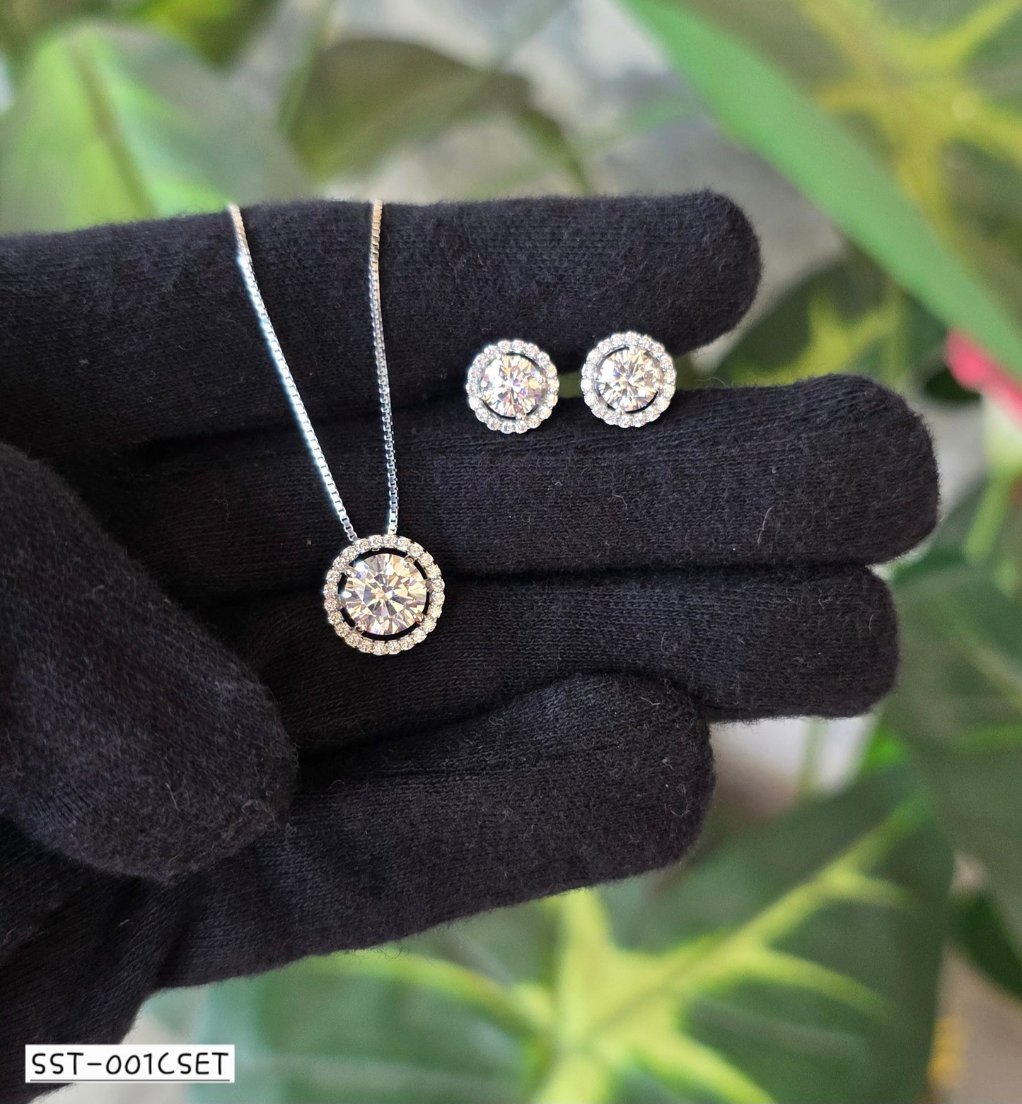 SST 001C SET | SPARKLING ELEGANCE PENDANT CHAIN AND EARRINGS SET