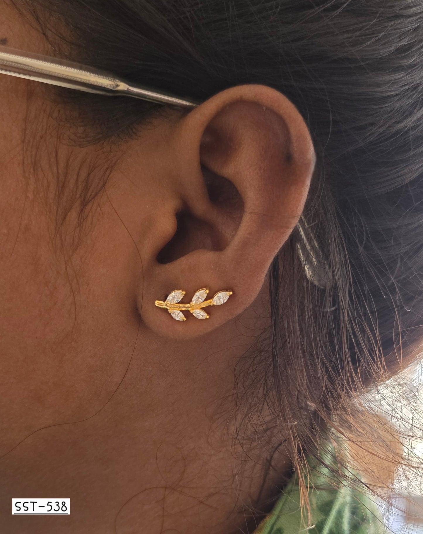 SST 538 | LEAFY EARCUFF EARRINGS