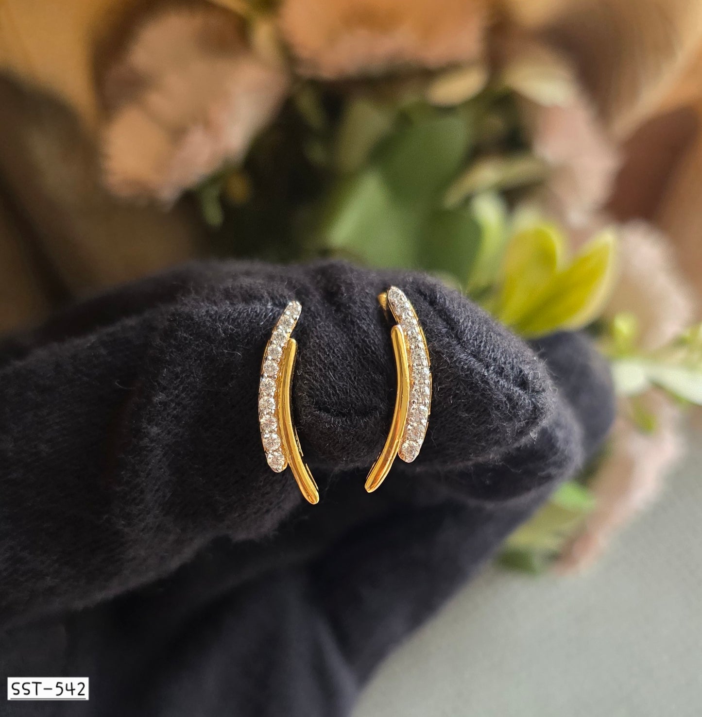 SST 542 | RADIANT EARCUFF CHARM