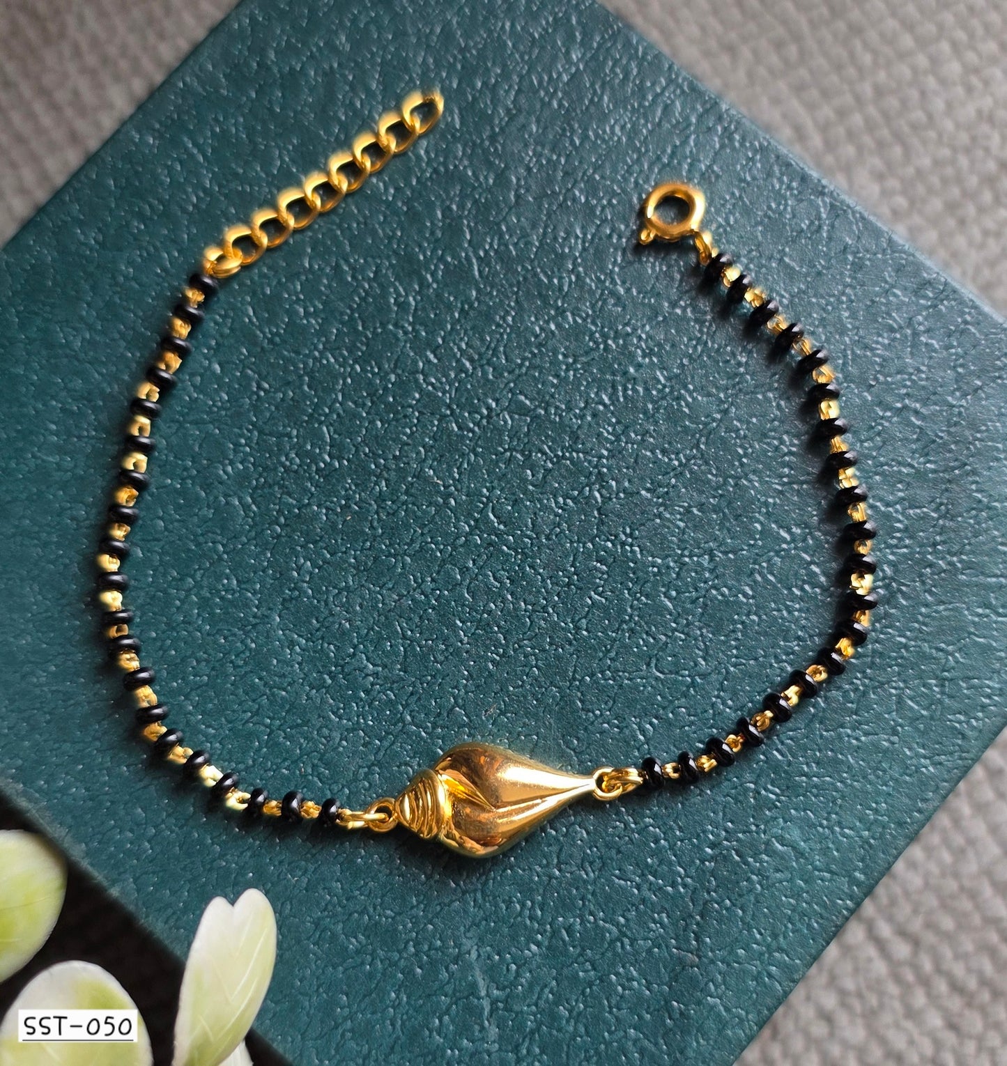 SST 050 | SACRED CONCH MANGALSUTRA BRACELET