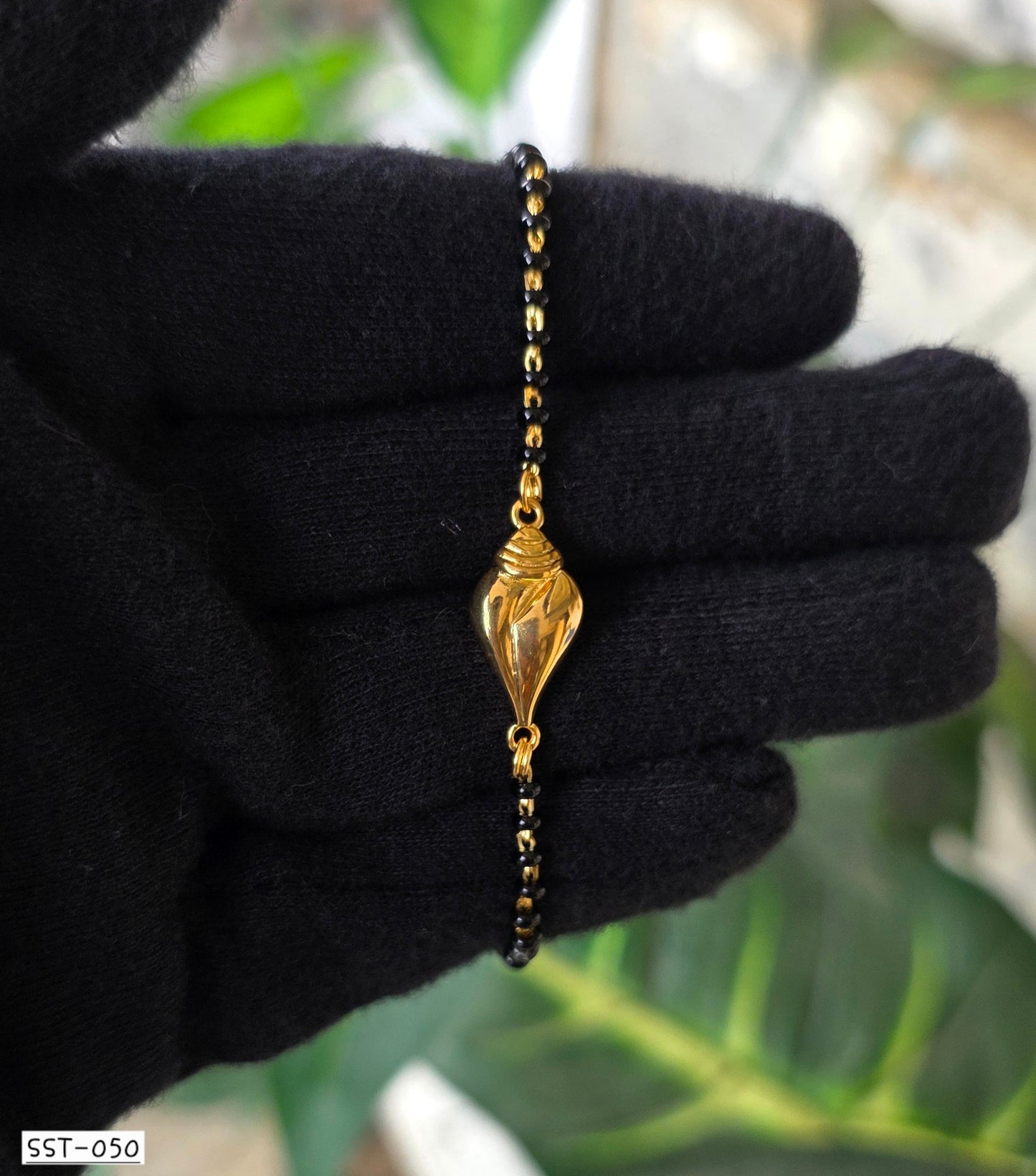 SST 050 | SACRED CONCH MANGALSUTRA BRACELET
