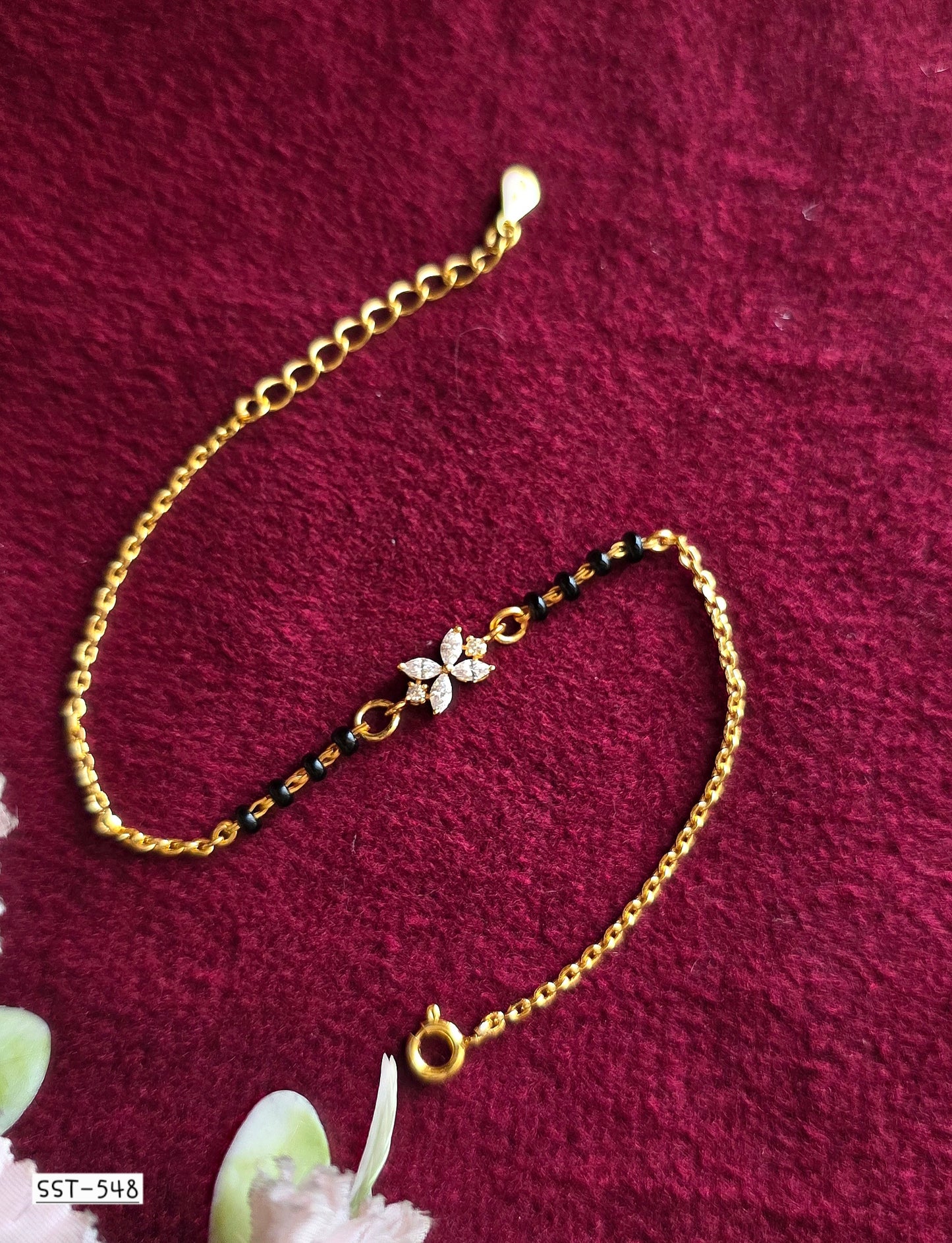SST 548 | DELICATE FLORAL CHARM HAND MANGALSUTRA