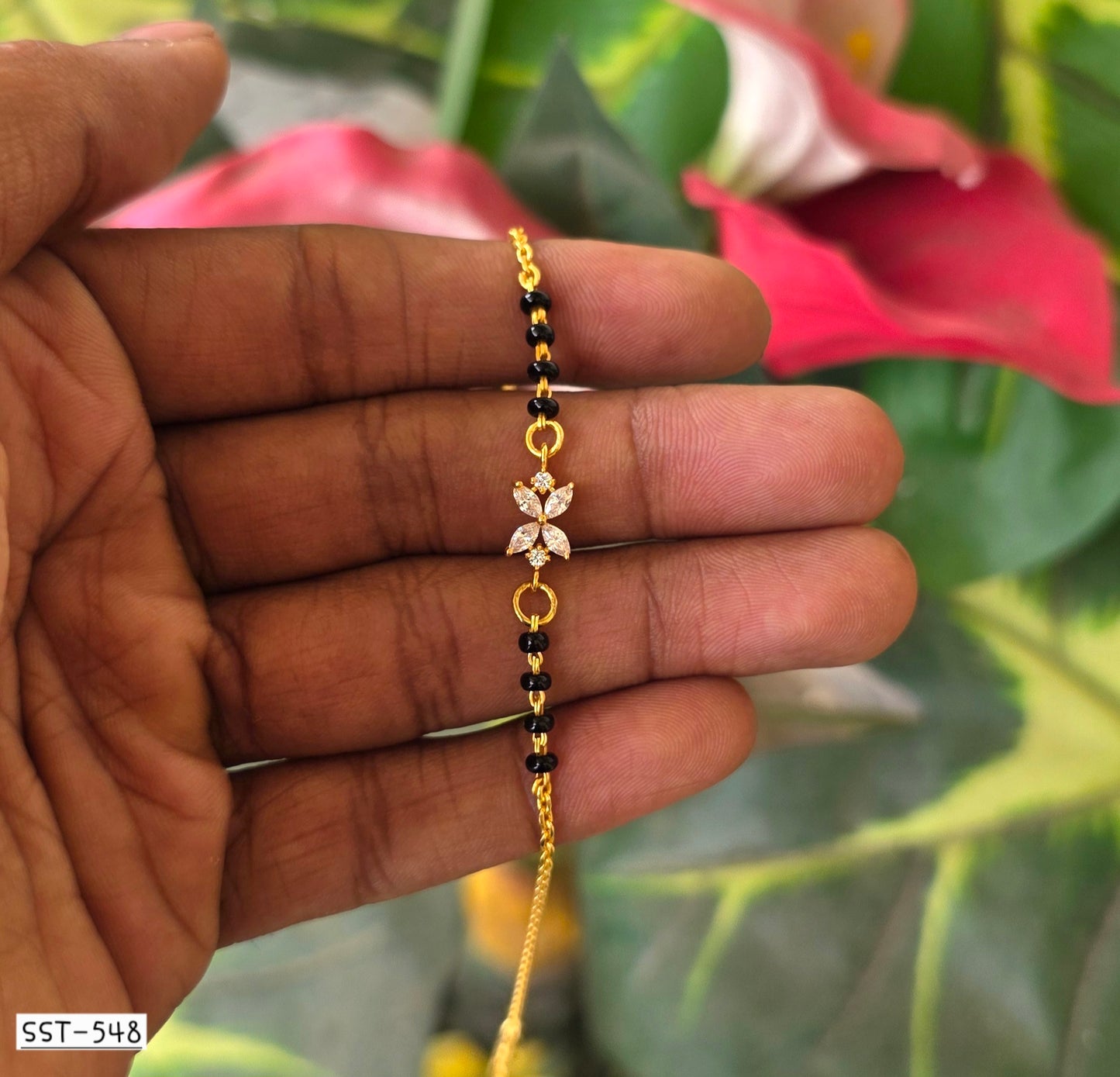 SST 548 | DELICATE FLORAL CHARM HAND MANGALSUTRA