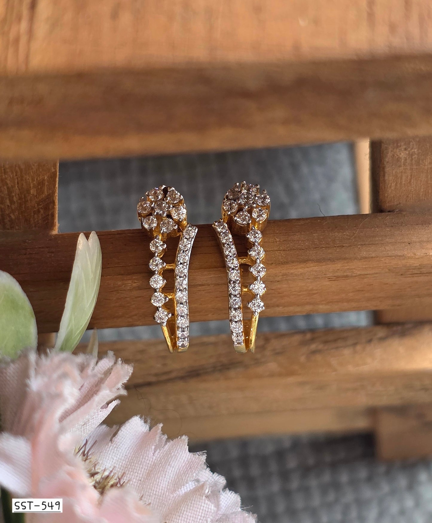 SST 549 | EXQUISITE BALI DIAMOND EARRINGS