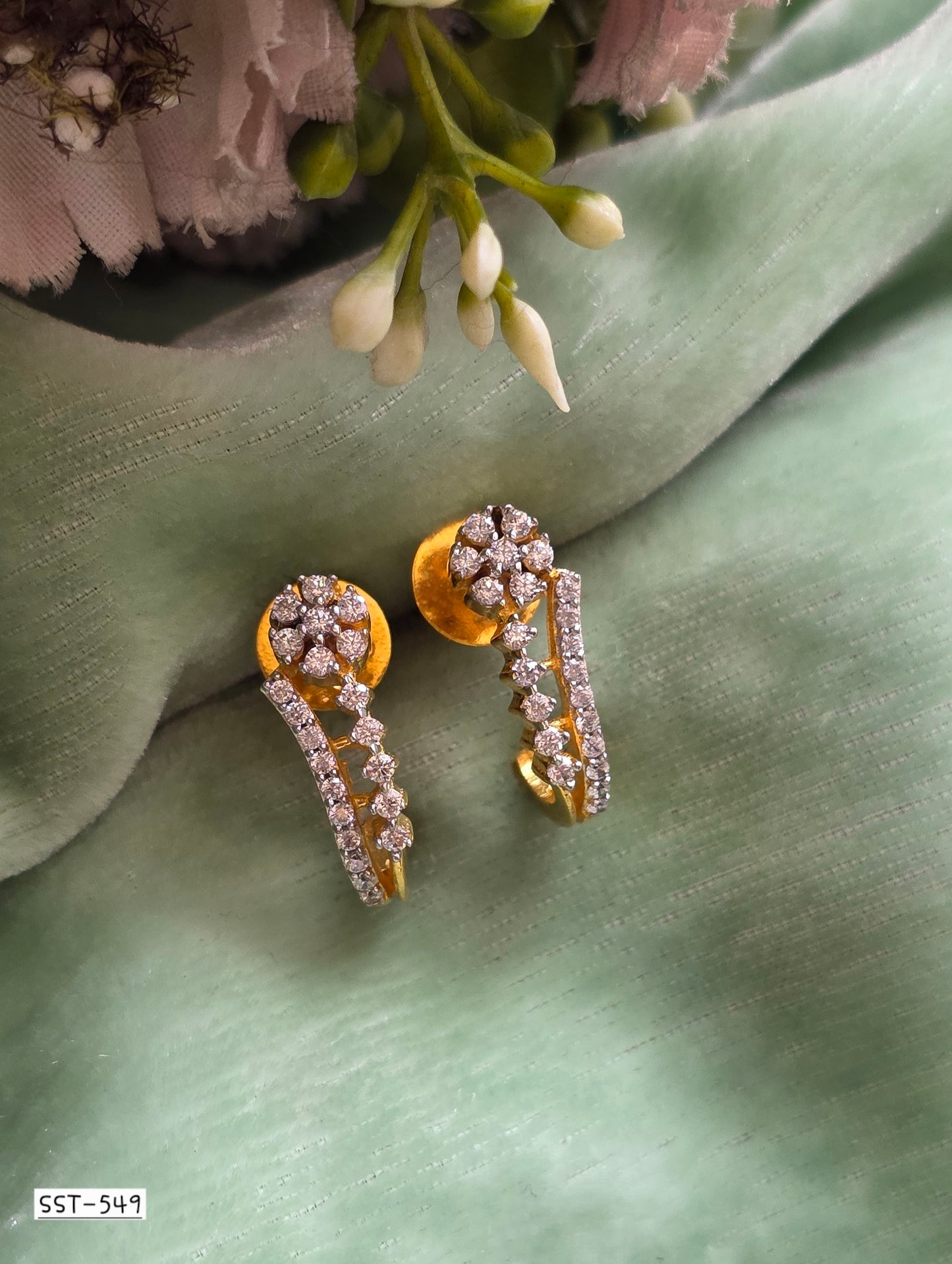 SST 549 | EXQUISITE BALI DIAMOND EARRINGS