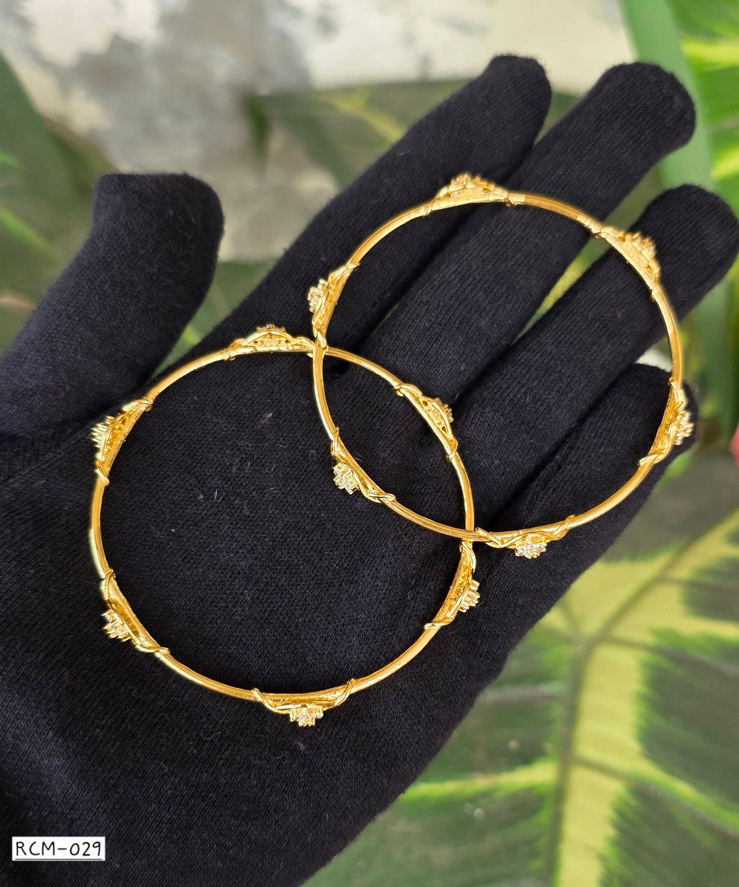 RCM 029 | BANGLES