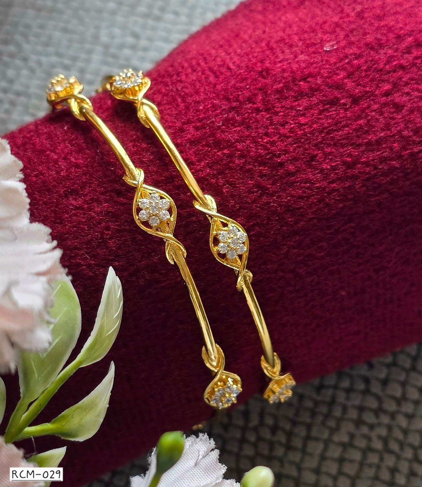 RCM 029 | BANGLES