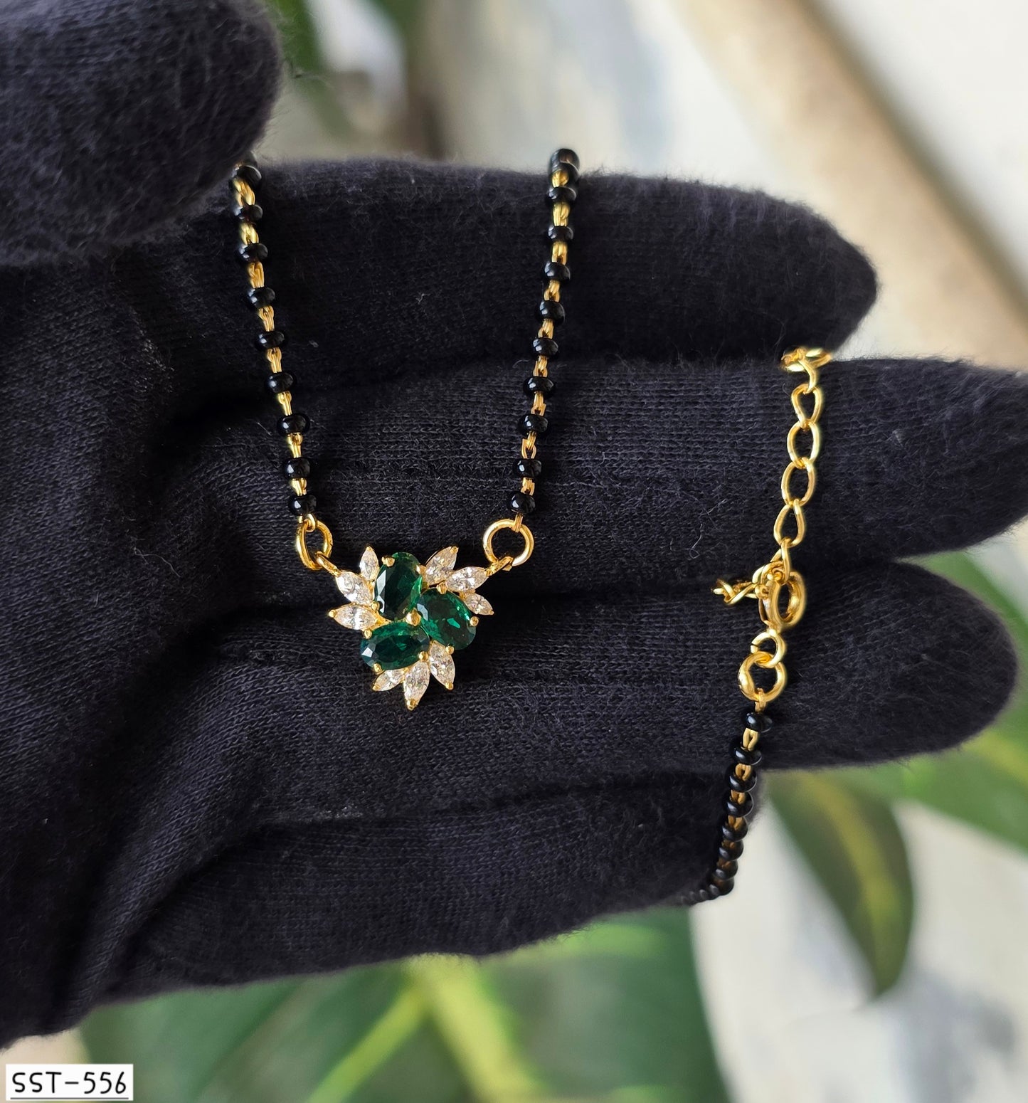 SST 556GREEN | ELEGANT BLOOM MANGALSUTRA PENDANT