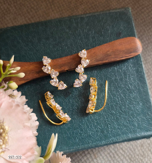 SST 572 | LUXURY CRYSTAL HEART AND BAGUETTE EAR CUFF