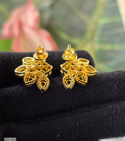 SST 063 | EMERALD FLORAL STARBURST EARRINGS