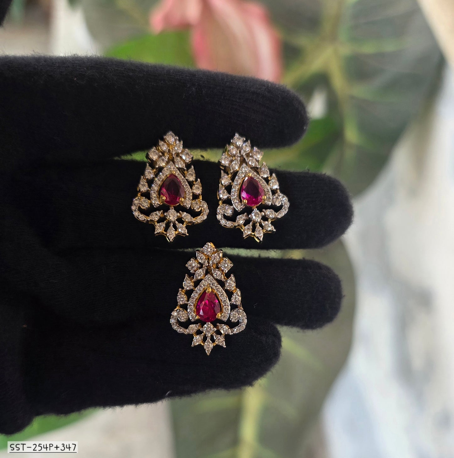 SST 254P + 347 RED | PENDANT EARRINGS SET