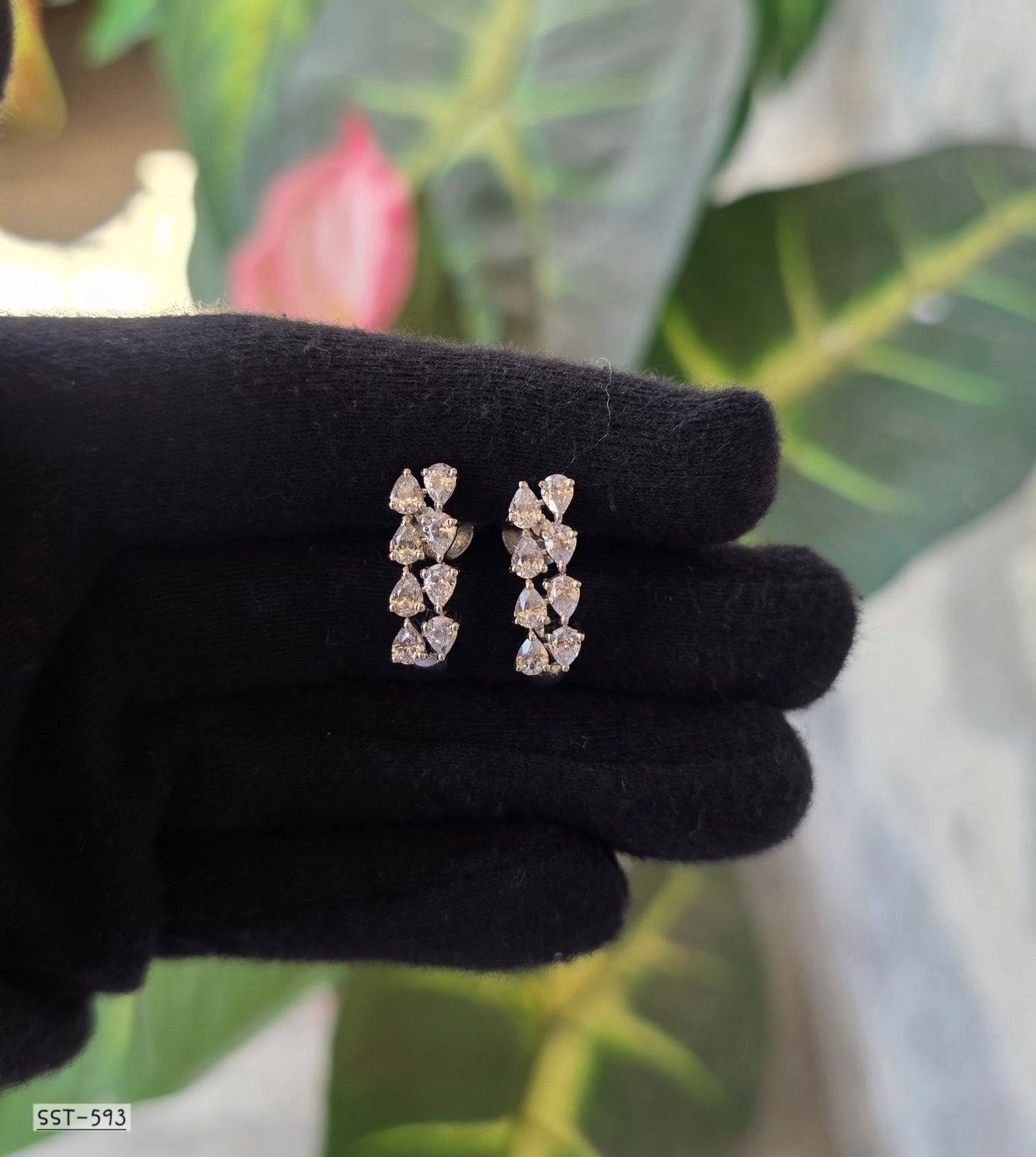 SST 593 | RADIANT PEAR-CUT CRYSTAL BALI EARRINGS