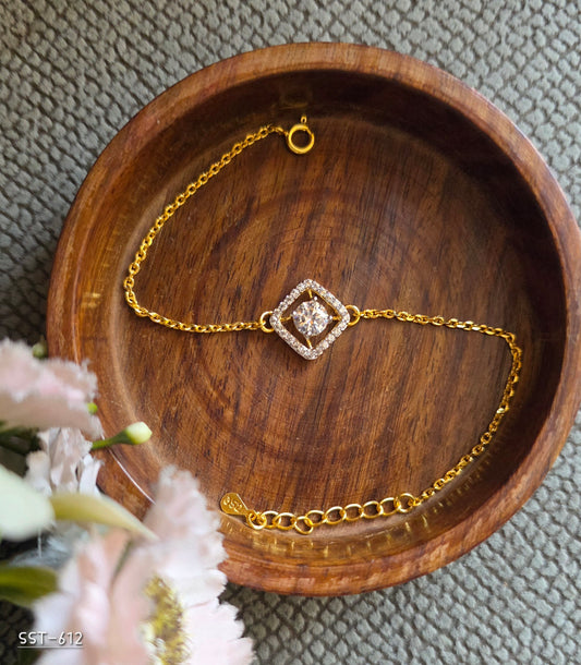 SST 612 | RADIANT HALO CRYSTAL CHAIN HAND MANGALSUTRA