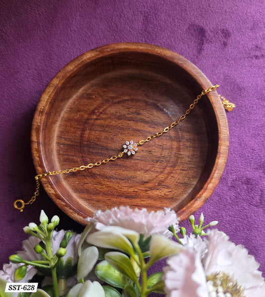 SST 628 | FLORAL HAND MANGALSUTRA