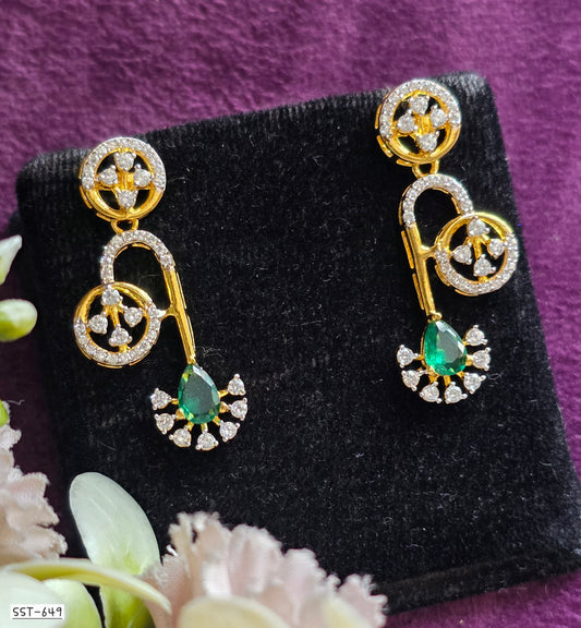 SST 649 | EMERALD CASCADE DESIGNER EARRINGS
