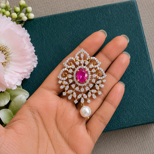 SST 487 | OPULENT FLORAL PENDENT