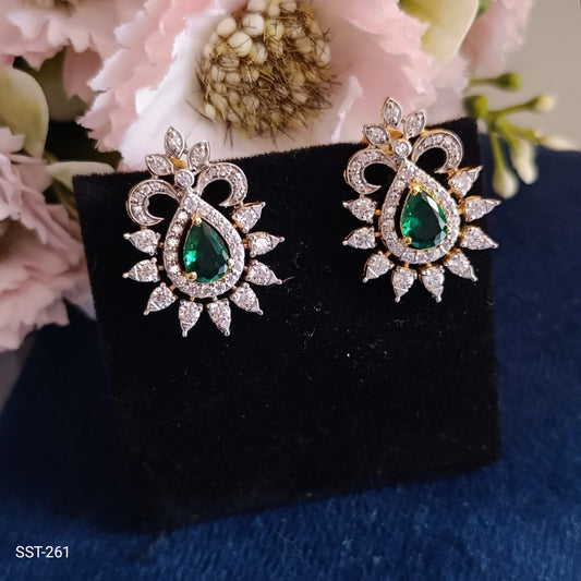SST 261 | EMERALD AND DIAMOND EARRINGS