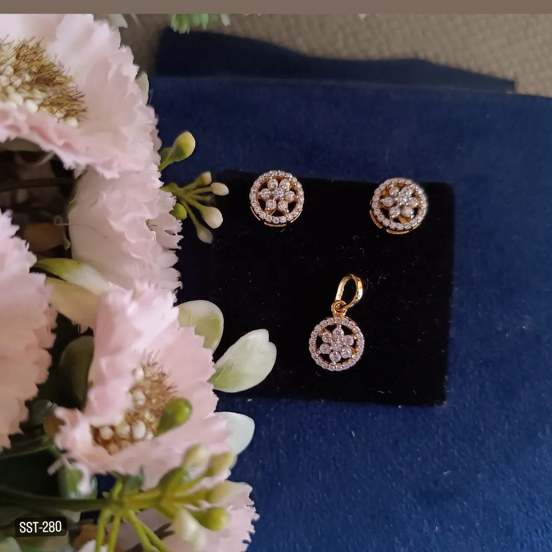 SST 280 | CHARMING CIRCLE PENDANT AND EARRINGS