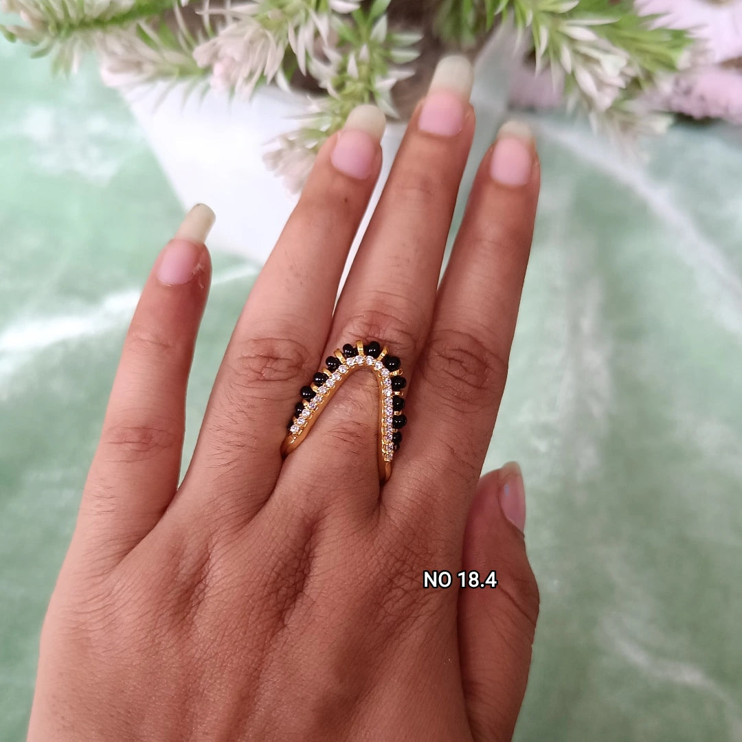 SST 179 | BLACK BEADS MANGALSUTRA VANKI RING