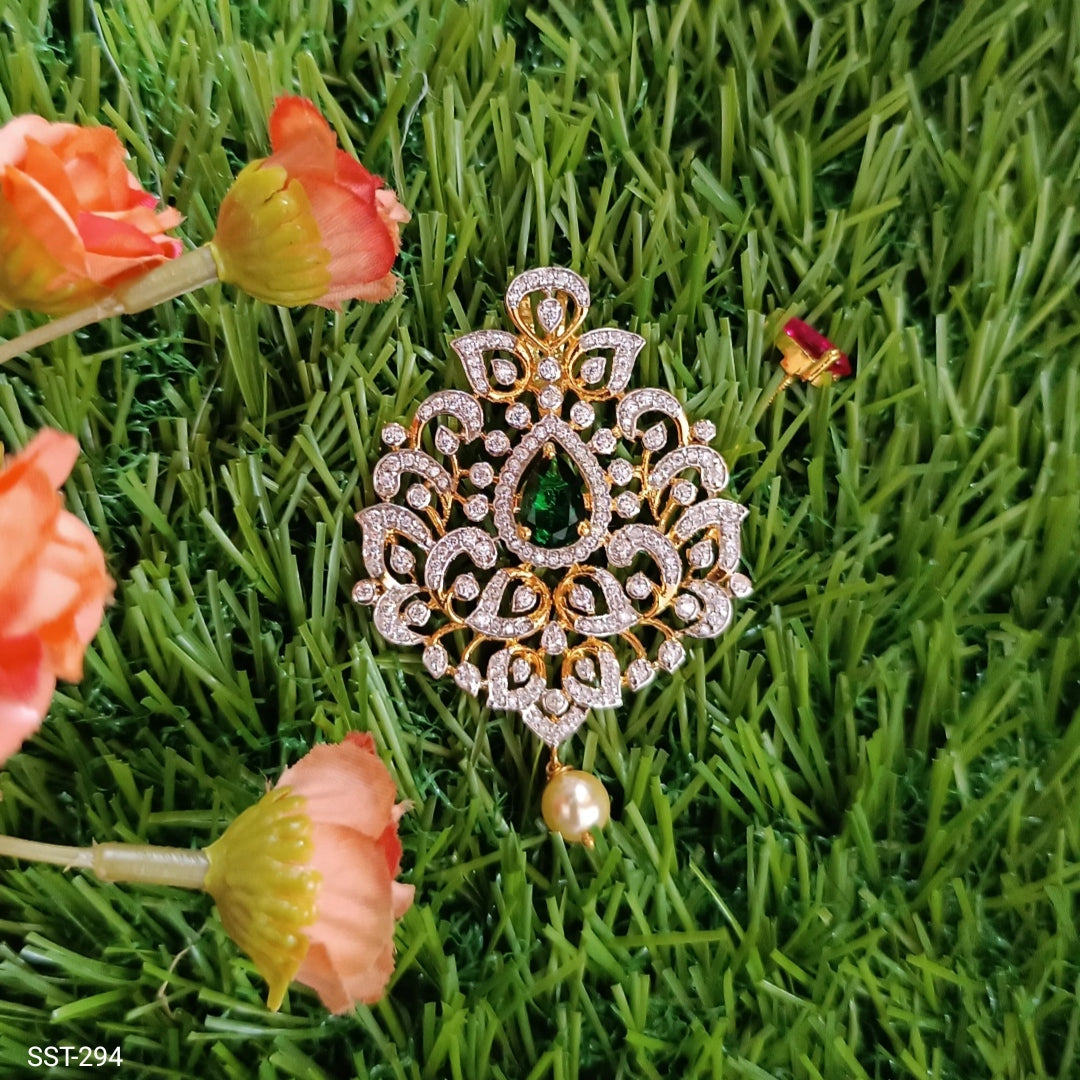 SST 294 | LUXURIOUS EMERALD AND PEARL LOCKETS
