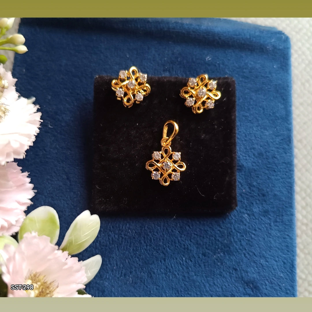 SST 298 | ELEGANT CRYSTAL-SET PENDENT AND EARRINGS