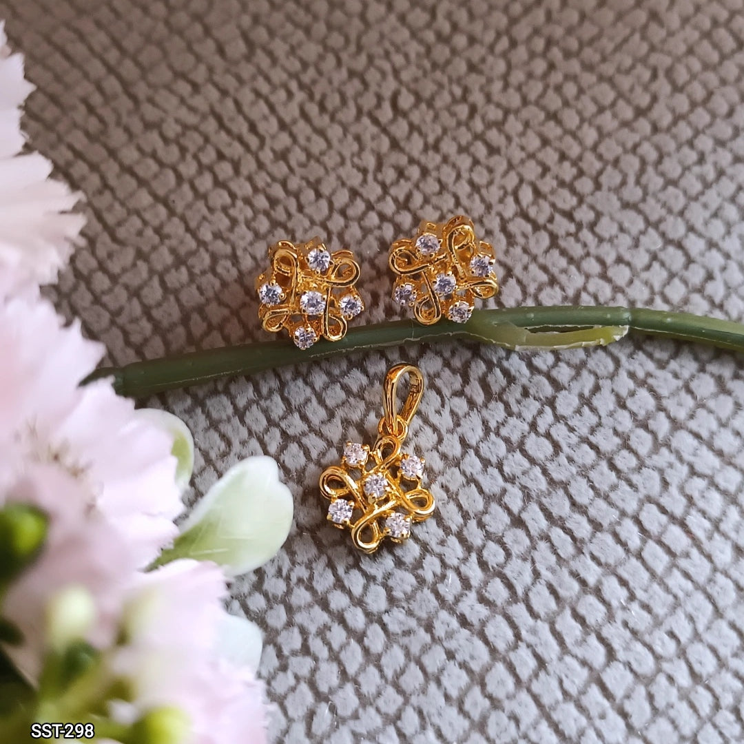 SST 298 | ELEGANT CRYSTAL-SET PENDENT AND EARRINGS