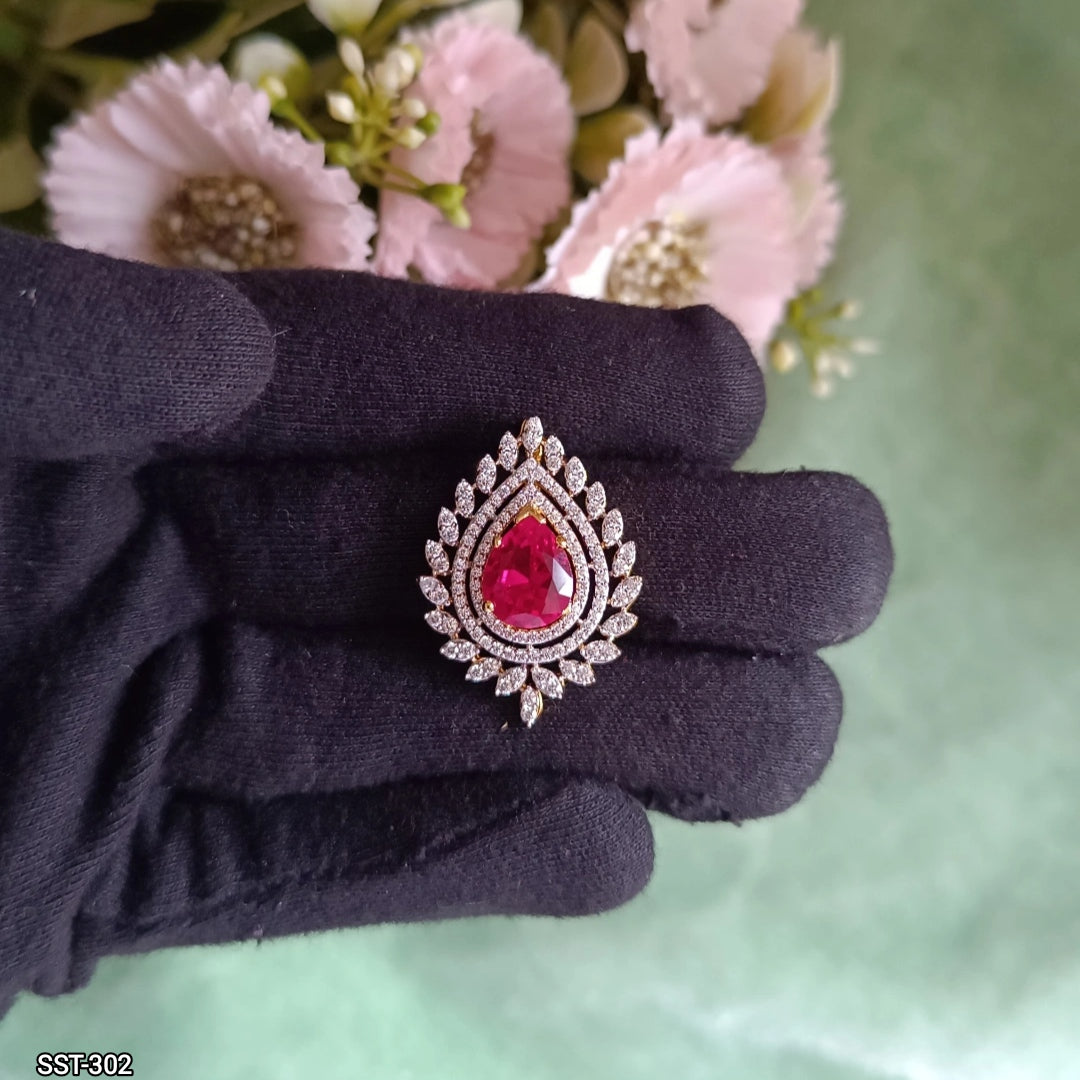SST 302 | ELEGANT TEARDROP PENDENT