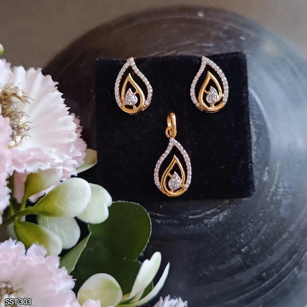 SST 303 | STUNNING DROPLET DESIGN PENDENT AND EARRINGS