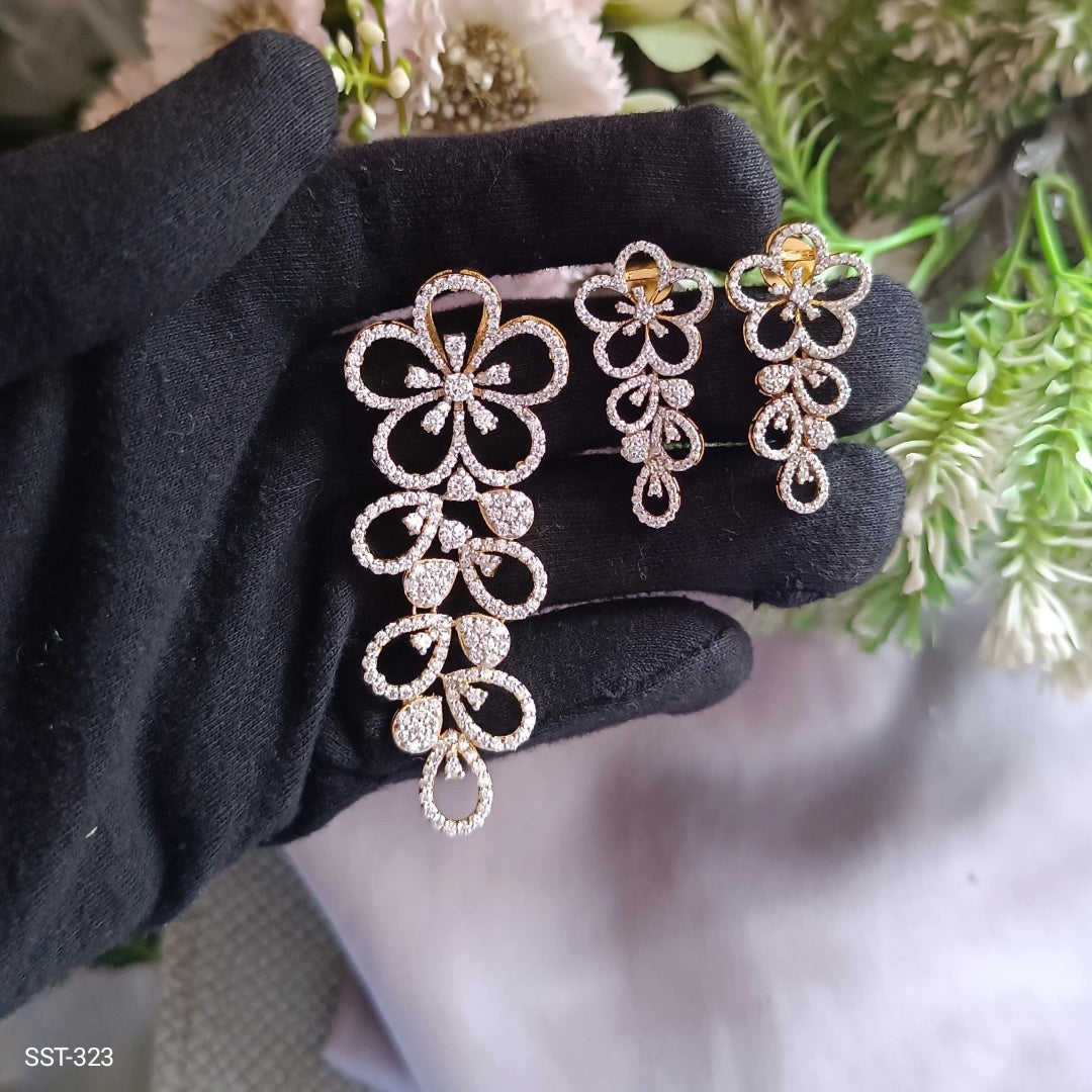 SST 323 | FLORAL PENDANT AND EARRING