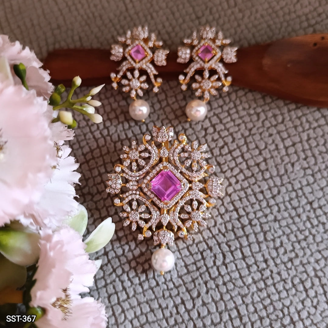 SST 367 | ELEGANT STONE AND PEARL PENDENT AND EARRRINGS