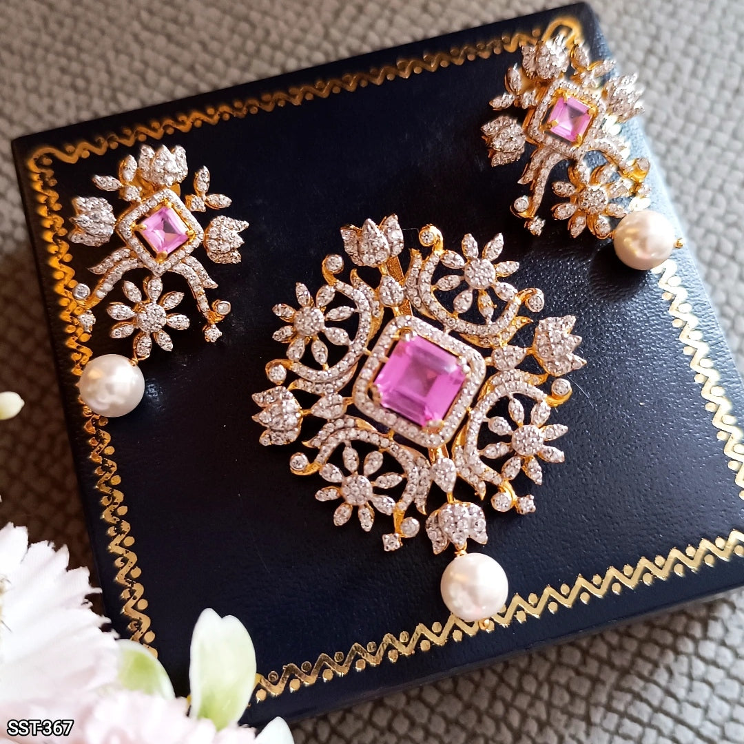 SST 367 | ELEGANT STONE AND PEARL PENDENT AND EARRRINGS