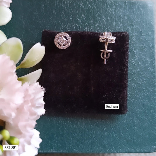 SST 381 | SPARKLING CRYSTAL STUD EARRINGS