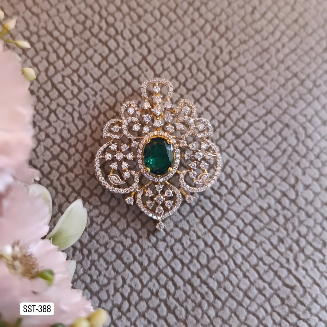 SST 388 | ELEGANT GREEN STONE PENDENT