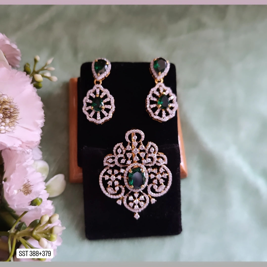 SST 388 + 379 | ELEGANT GREEN STONE PENDENT SET