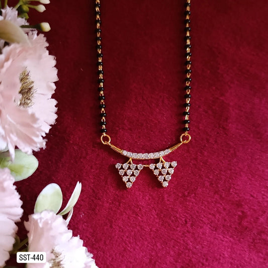 SST 440 | TRIANGLE PENDENT MANGALSUTRA