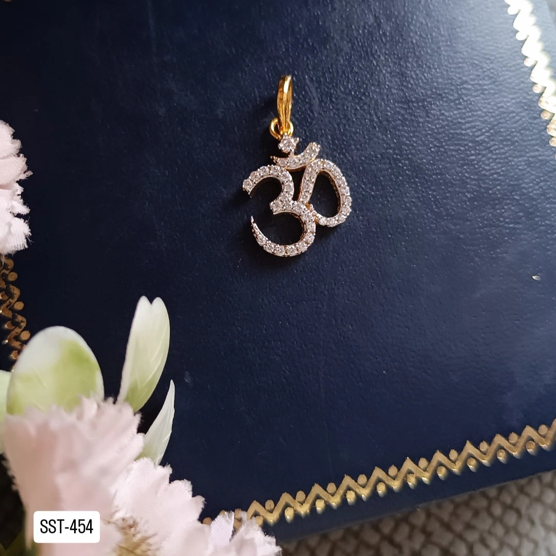 SST 454 | OM PENDENT