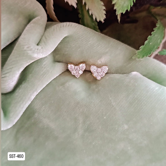 SST 460 | SPARKLING HEART STUD EARRINGS