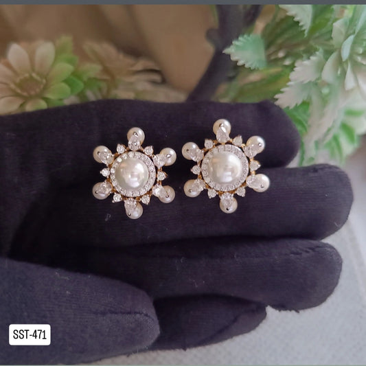 SST 471 | PEARL FLOWER STUD EARRINGS - ELEGANT SPARKLE
