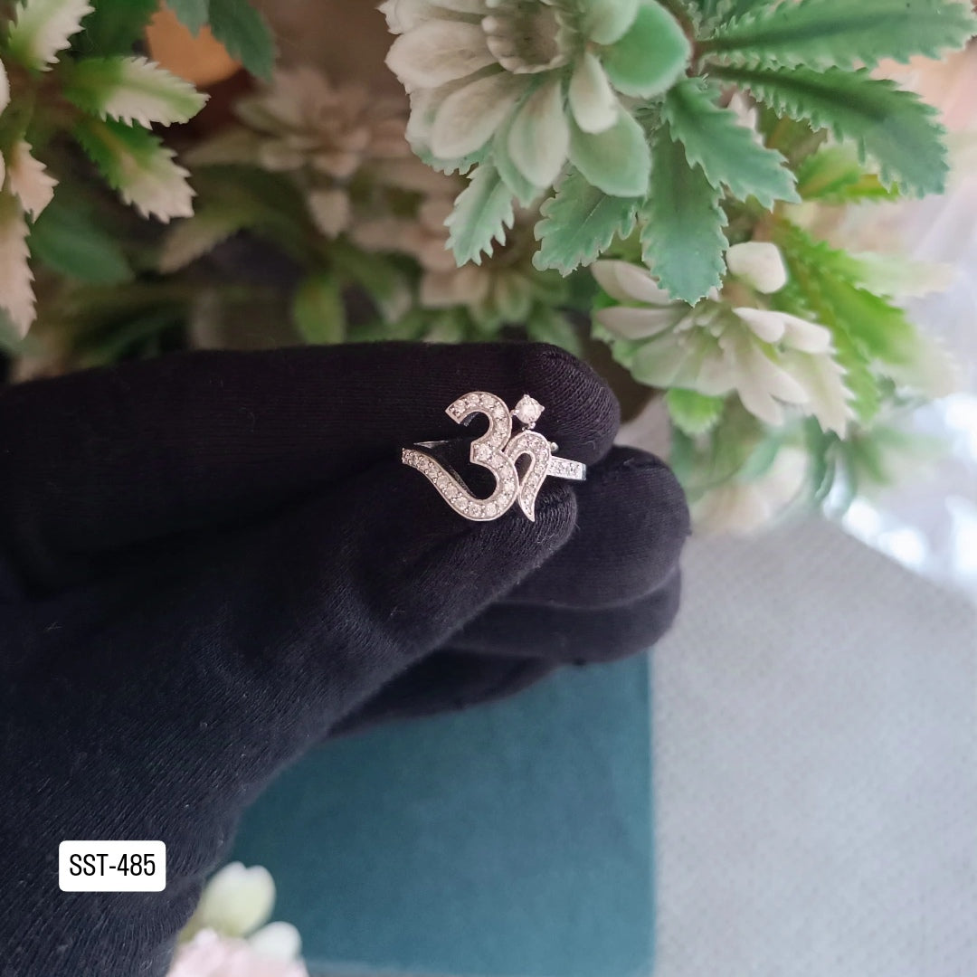 SST 485 | ELEGANT DIAMOND STUDDED OM RING