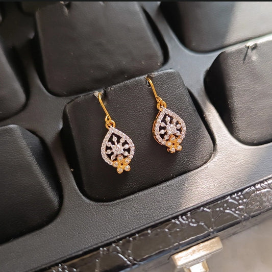 SST 376 | ELEGANT DROP EARRINGS