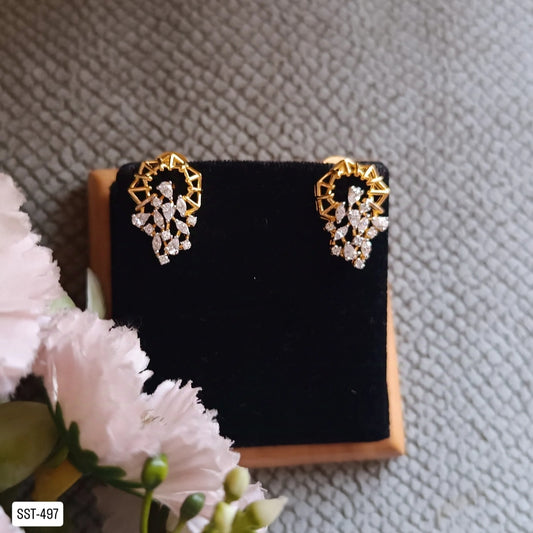 SST 497 | GEOMETRIC CLUSTER STUD EARRINGS