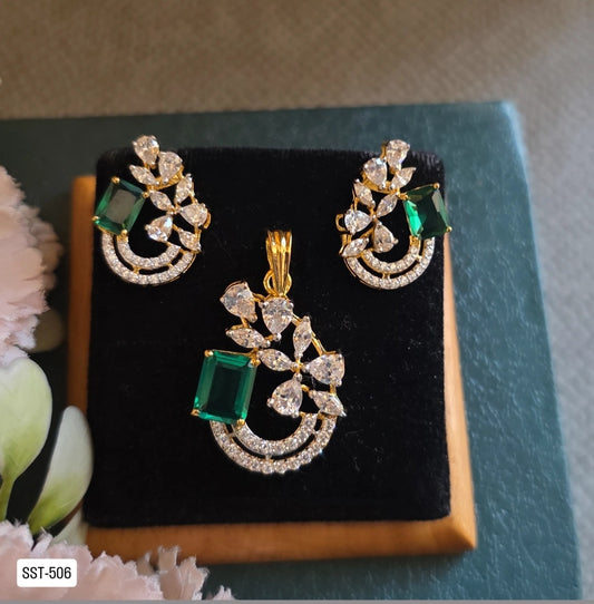 SST 506 | EMERALD AND DIAMOND FLORAL PENDANT SET