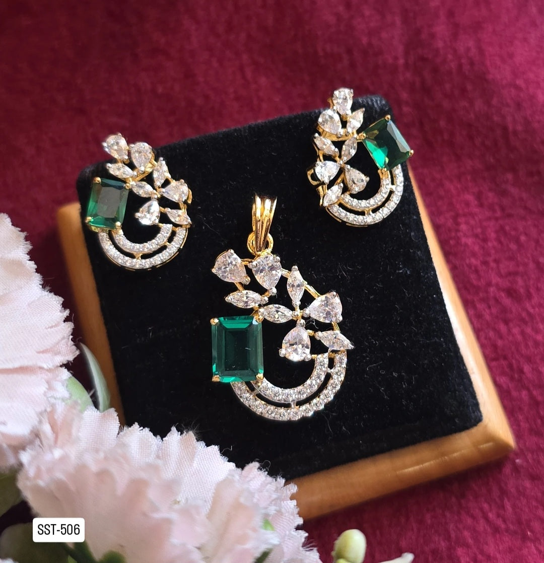 SST 506 | EMERALD AND DIAMOND FLORAL PENDANT SET
